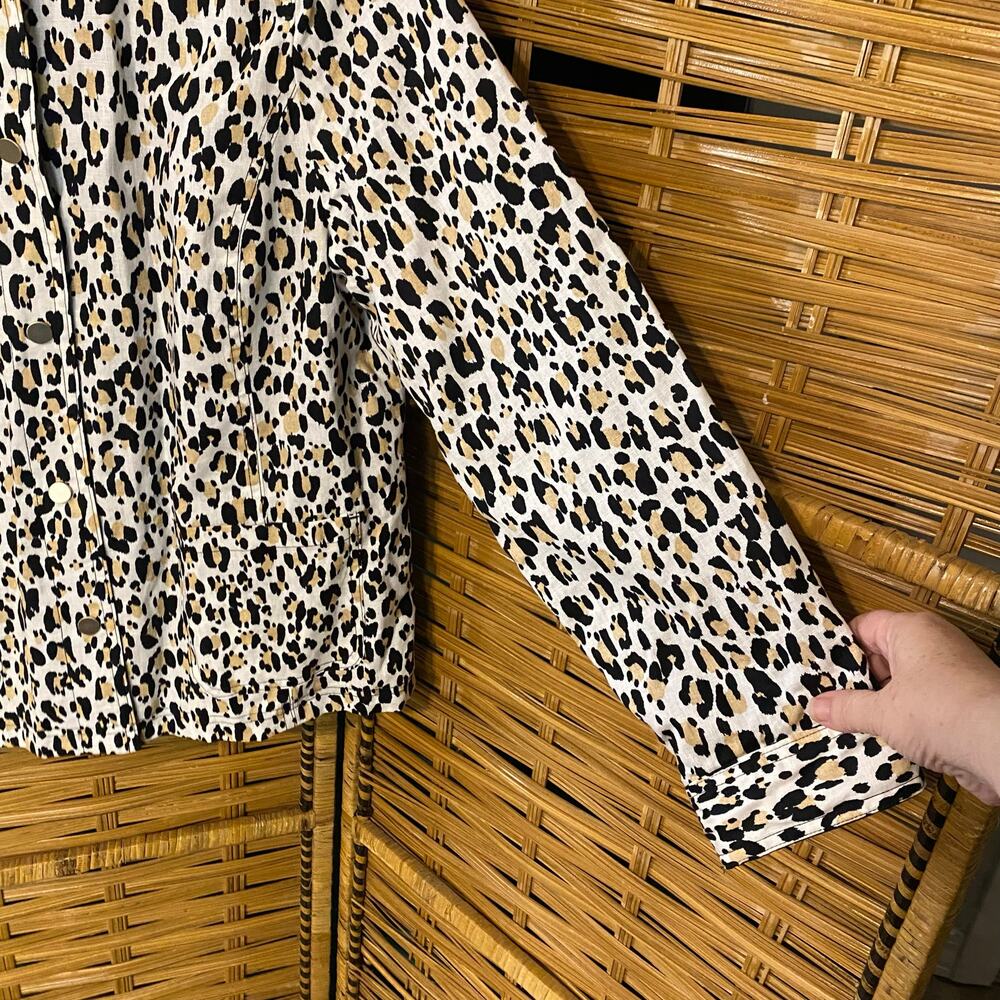 Chico’s Reversible Linen Jacket Leopard Print & B… - image 4